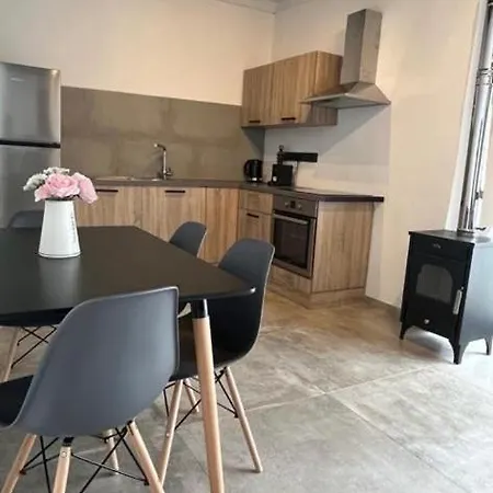 Apartment Calavato *